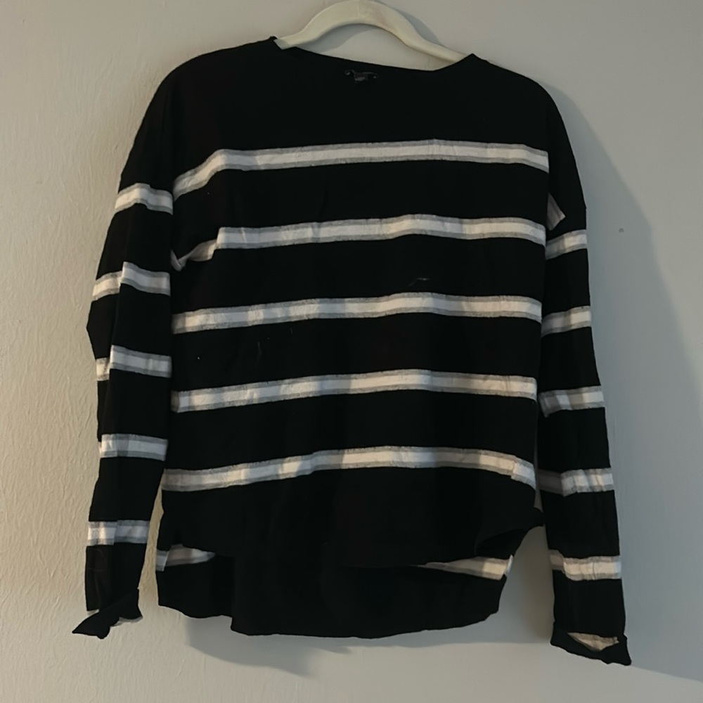 Black, grey, and white sweater